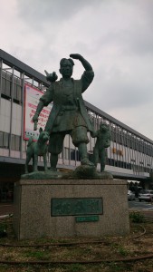 桃太郎銅像